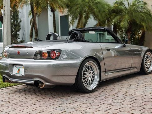 Used 2005 Honda S2000 image 26