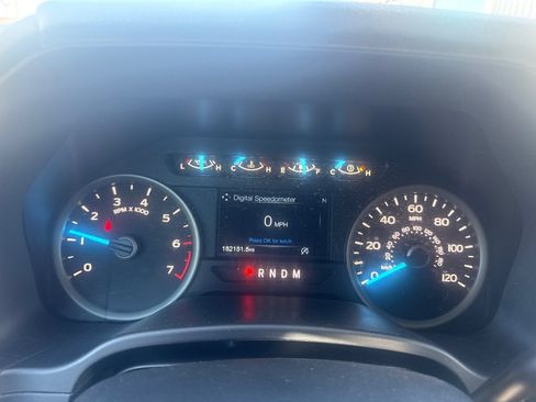 Used 2019 Ford F150 XLT w/ Equipment Group 301A Mid AWD/4WD image 24