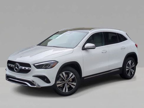 Used 2026 Mercedes-Benz GLA 250 4MATIC image 1
