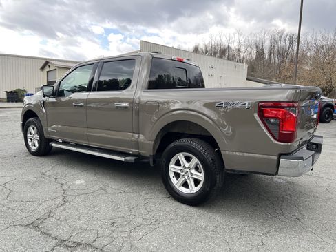 New 2025 Ford F150 XLT w/ Equipment Group 302A MID image 6
