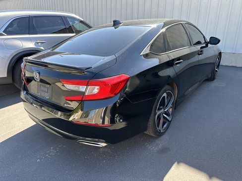 Used 2020 Honda Accord Sport image 3