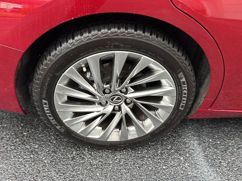 Certified 2022 Lexus ES 350 Ultra Luxury w/ Accessory Package 2 image 36