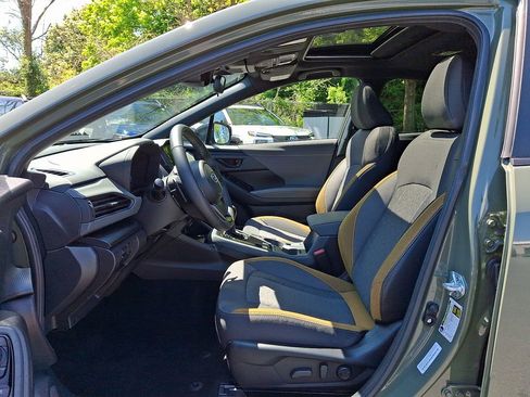 Used 2025 Subaru Crosstrek 2.5i Sport AWD/4WD image 13