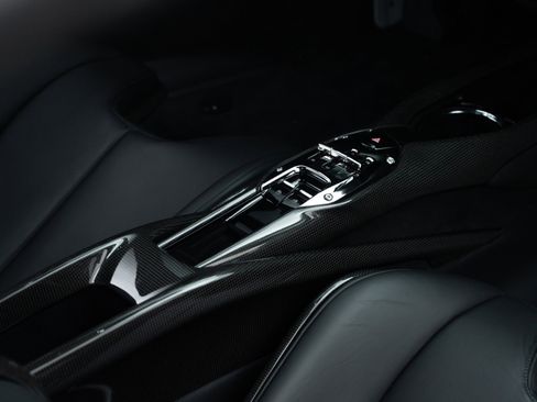 Used 2022 Ferrari 296 GTB RWD image 21