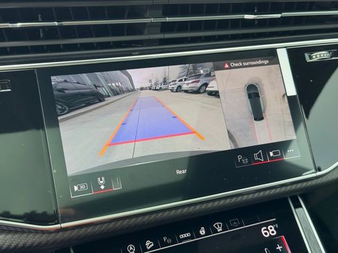 New 2026 Audi SQ8 Prestige image 32