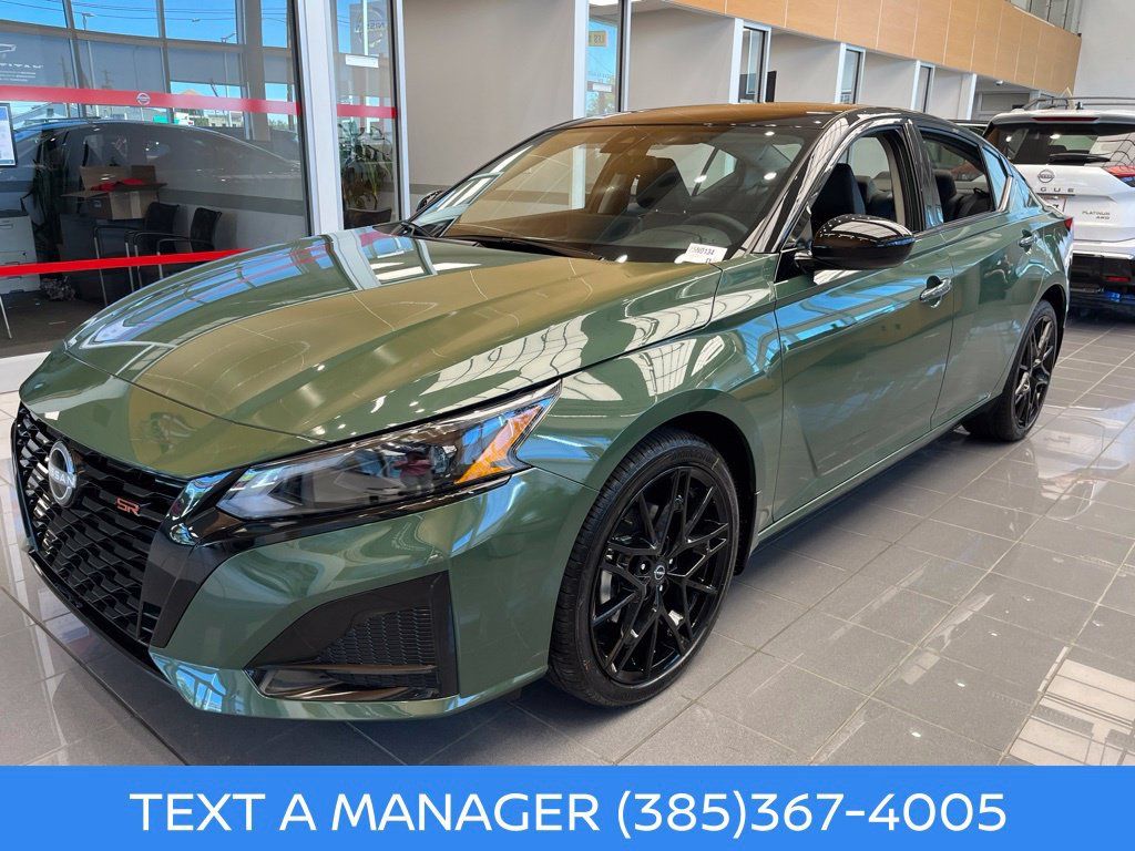 New 2026 Nissan Altima 2.5 SR AWD/4WD image 7
