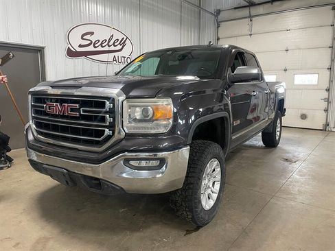 Used 2014 GMC Sierra 1500 SLE image 2