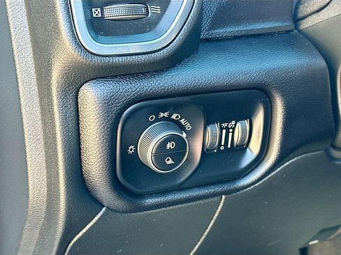 Used 2024 RAM 2500 Laramie image 17