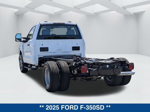 New 2025 Ford F350 XL w/ XL Chrome Package image 7