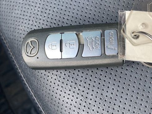 Used 2019 MAZDA CX-9 Touring w/ Touring Premium Package image 16