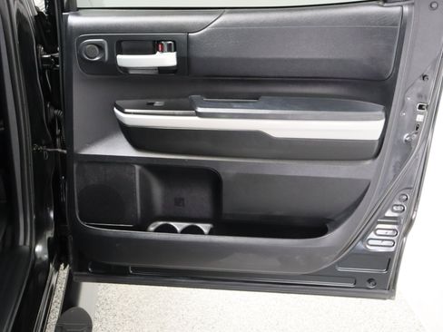 Used 2019 Toyota Tundra SR5 image 31
