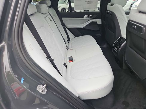 Used 2026 BMW X5 xDrive40i image 21