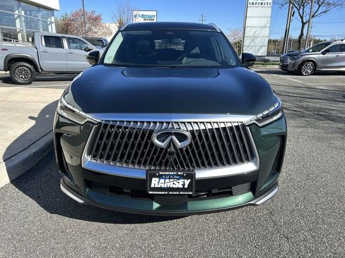 New 2026 INFINITI QX60 Luxe image 3