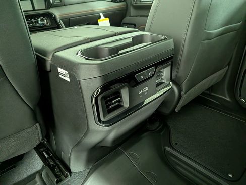 New 2026 GMC Sierra 3500 AT4 w/ AT4 Premium Plus Package image 36