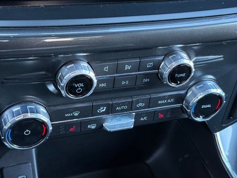 Used 2022 Ford F150 XLT w/ Equipment Group 302A High image 17