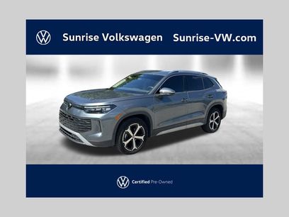 Certified 2025 Volkswagen Tiguan SE