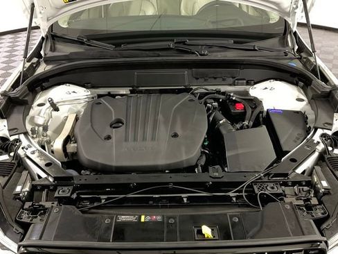 Used 2025 Volvo XC60 B5 Ultra w/ Protection Package Premier image 40