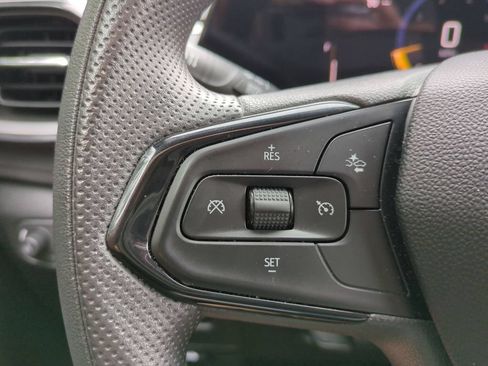 Used 2025 Chevrolet TrailBlazer LT AWD/4WD image 26