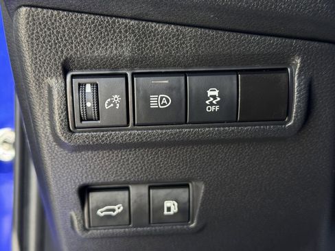 Used 2025 Toyota Corolla Cross AWD Hybrid w/ Convenience Package image 23