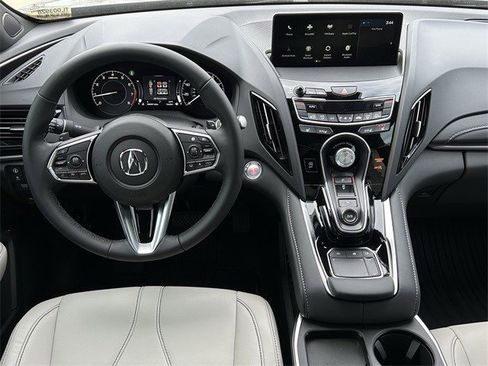 New 2026 Acura RDX SH-AWD image 13