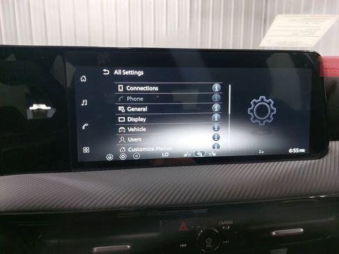 New 2026 Nissan Kicks SR w/ Cold Weather Package image 21