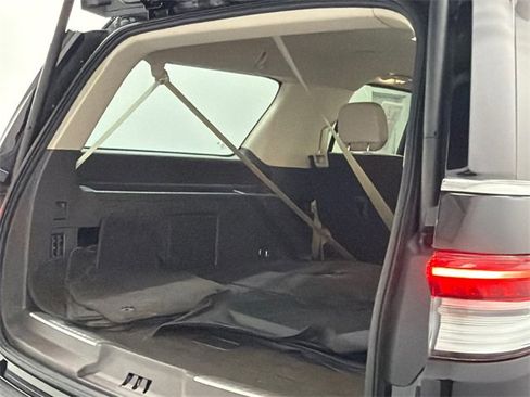 Used 2022 Lincoln Navigator L Reserve image 8