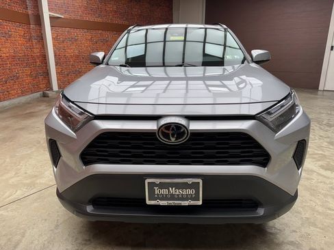 Used 2022 Toyota RAV4 XLE image 8