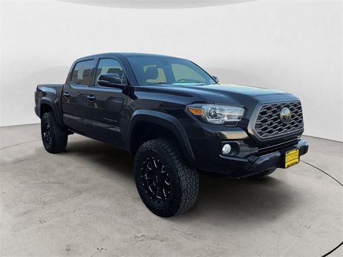 Used 2021 Toyota Tacoma TRD Off-Road image 7