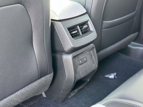 New 2026 Chevrolet Equinox EV LT image 9