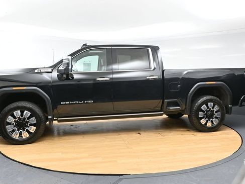 Used 2024 GMC Sierra 2500 Denali w/ Denali Reserve Package AWD/4WD image 6