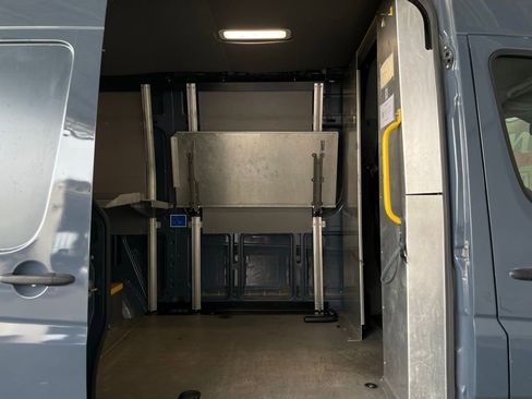 Used 2018 Mercedes-Benz Sprinter 144 Cargo image 19