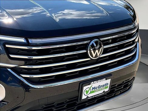 Used 2025 Volkswagen Atlas SE AWD/4WD image 35