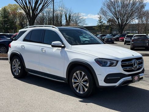 Used 2021 Mercedes-Benz GLE 350 4MATIC image 4