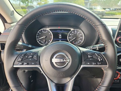 Used 2024 Nissan Sentra SR FWD image 18
