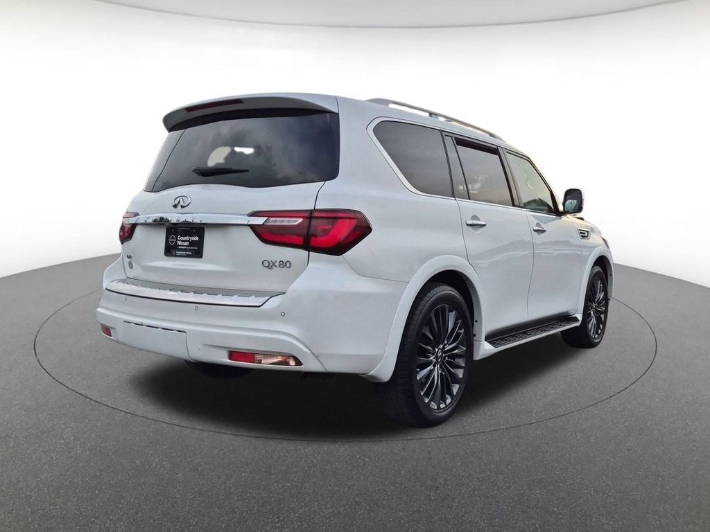 Used 2022 INFINITI QX80 Sensory w/ All-Season Package AWD/4WD image 5