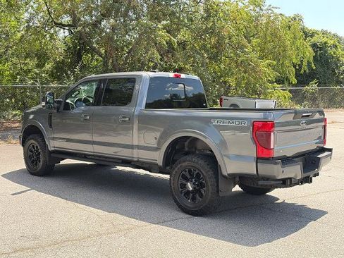 Certified 2022 Ford F250 Lariat w/ Tremor Off-Road Package AWD/4WD image 5