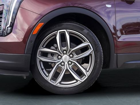 Used 2023 Cadillac XT4 Sport image 4