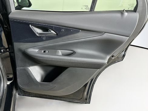 Used 2024 Chevrolet Blazer EV LT image 31