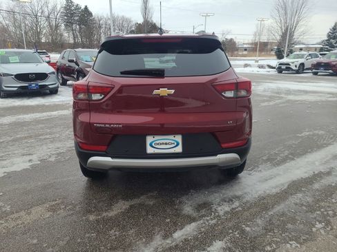Used 2024 Chevrolet TrailBlazer LT w/ LT Cold Weather Package image 4