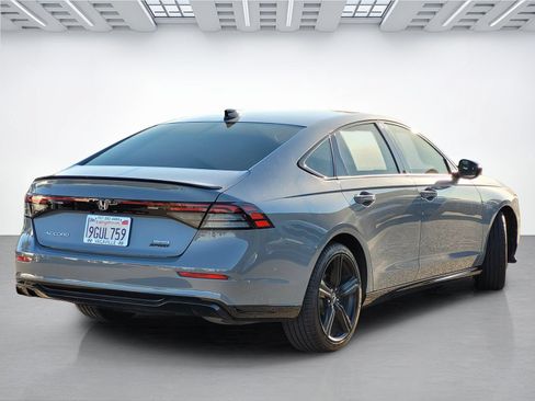 Used 2023 Honda Accord Sport image 12