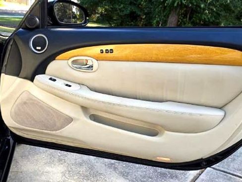 Used 2002 Lexus SC 430 Convertible image 35