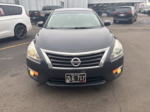 Used 2013 Nissan Altima 2.5 SL w/ Technology Pkg image 3
