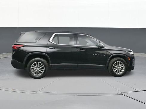 Used 2023 Chevrolet Traverse LT FWD image 18