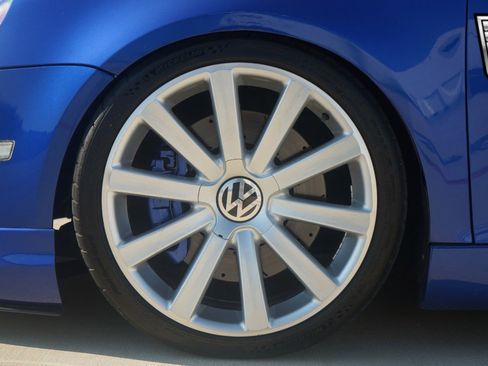 Used 2008 Volkswagen R32 image 8