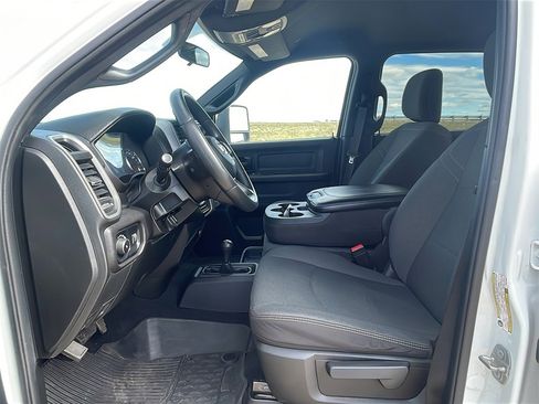 Used 2023 RAM 3500 Tradesman image 19