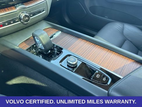 Certified 2024 Volvo XC60 B5 Plus w/ Protection Package Premier AWD/4WD image 22