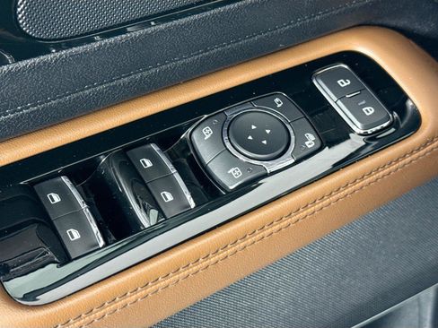 Used 2021 Lincoln Aviator Reserve w/ Equipment Group 201A RWD image 24
