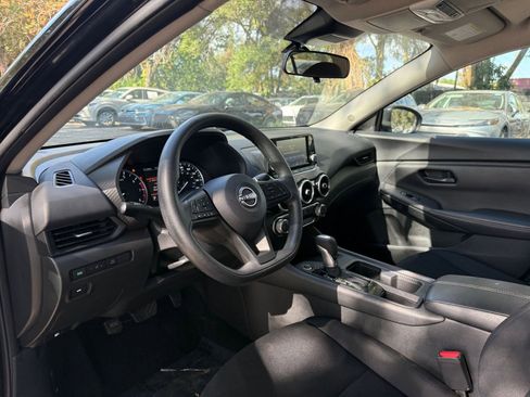 Used 2025 Nissan Sentra S image 28