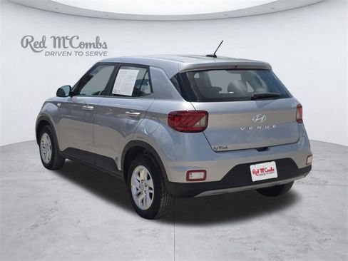 Certified 2025 Hyundai Venue SE FWD image 5