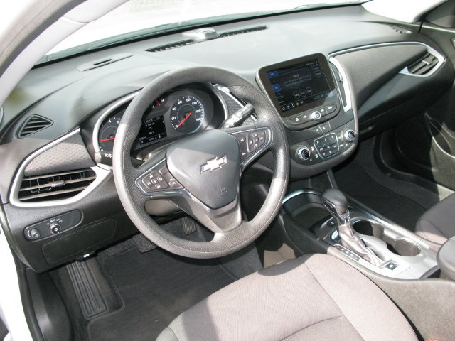 Used 2024 Chevrolet Malibu LT FWD image 12